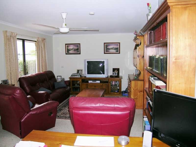 27 Cypress Drive, Marsden QLD 4132