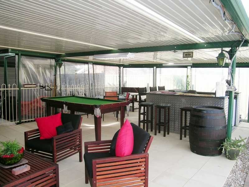 10 Lochore Court, Crestmead QLD 4132