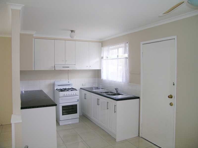 111 Aquarius Drive, Kingston QLD 4114
