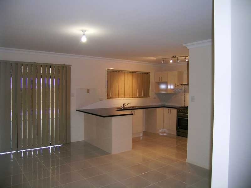 27 Moxey Street, Marsden QLD 4132