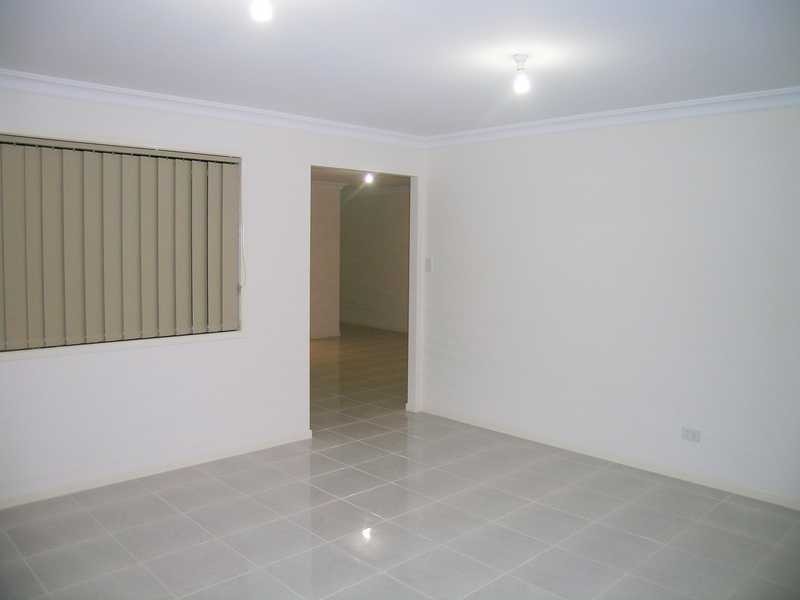 27 Moxey Street, Marsden QLD 4132