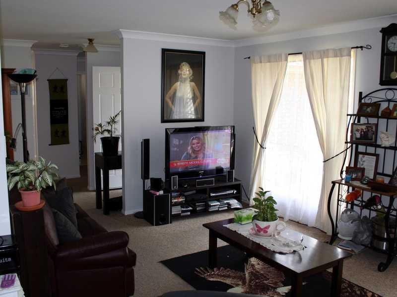 16 Avalon Court, Marsden QLD 4132