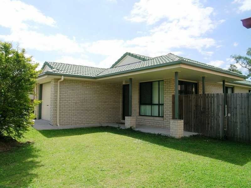 18 Phoenix Way, Crestmead QLD 4132