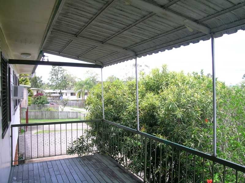12 Hakea Street, Crestmead QLD 4132