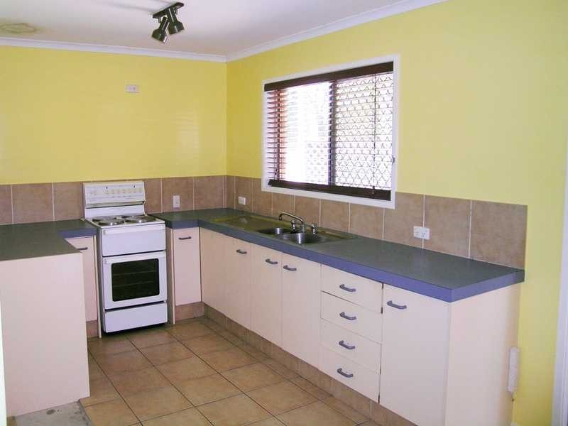 13 Limerick Drive, Crestmead QLD 4132