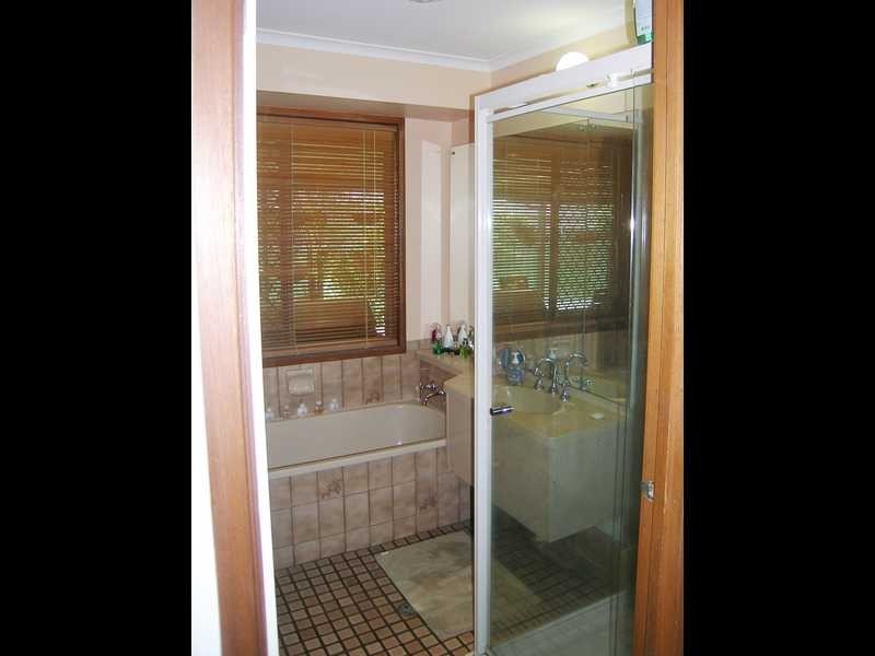 25 Bluegum Drive, Marsden QLD 4132