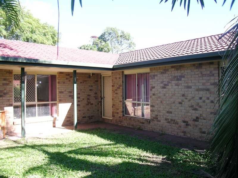 11 Hutt Court, Crestmead QLD 4132