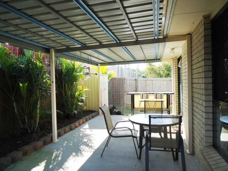 15 Phoenix Way, Crestmead QLD 4132