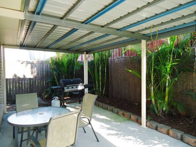 15 Phoenix Way, Crestmead QLD 4132