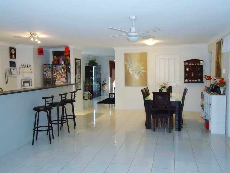 53 Rachel Drive, Crestmead QLD 4132