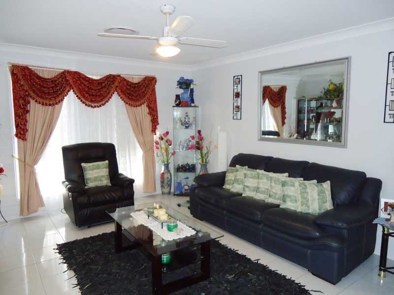 53 Rachel Drive, Crestmead QLD 4132