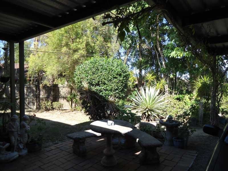 9 Salix Court, Crestmead QLD 4132