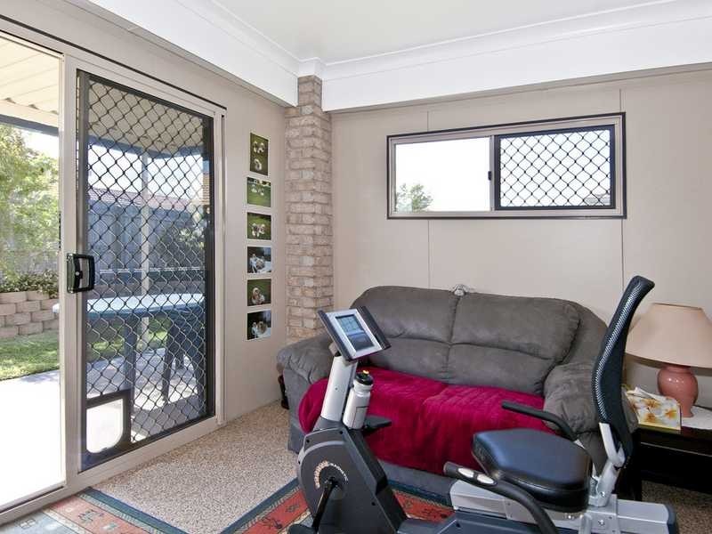 77 Lake Manchester Street, Logan Reserve QLD 4133