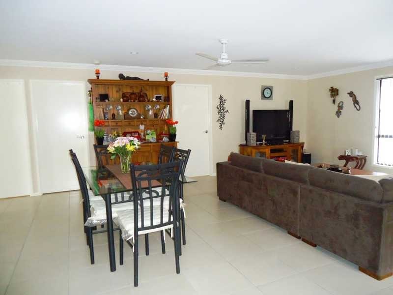 Villa/44/2 Chambers Pine Retirement Resort, Chambers Flat QLD 4133