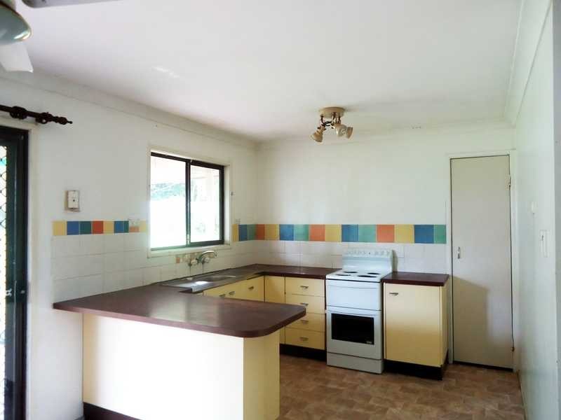 12 Bursaria Street, Crestmead QLD 4132