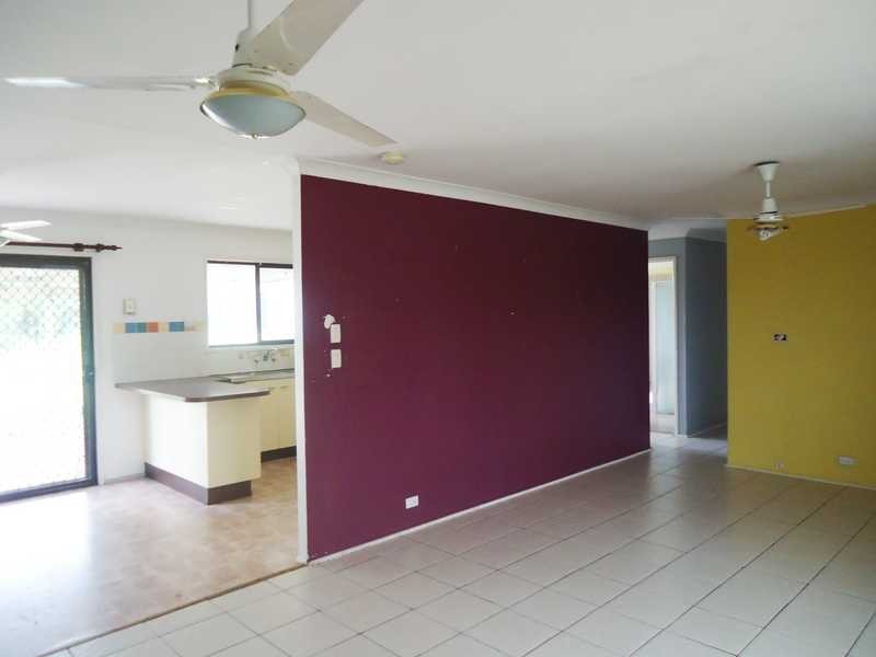 12 Bursaria Street, Crestmead QLD 4132