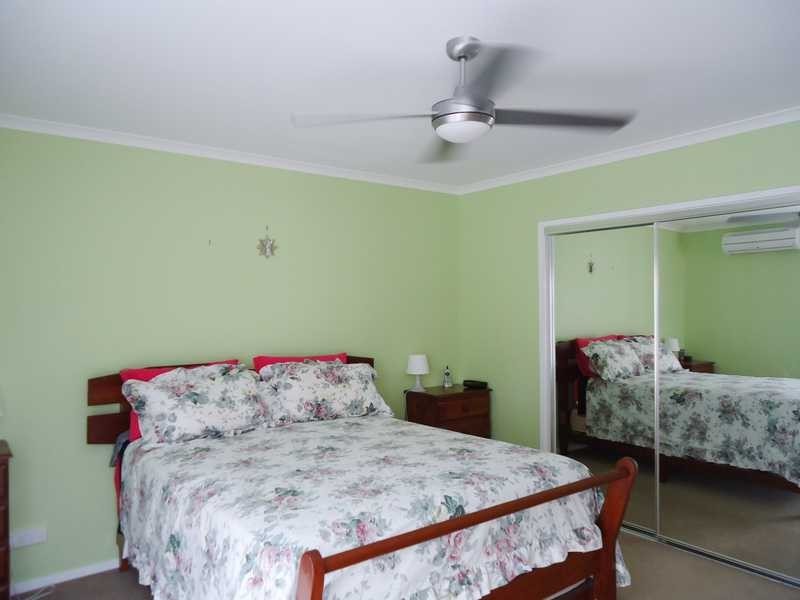 8 Dehlia Street, Marsden QLD 4132