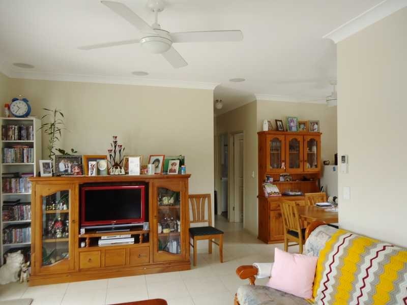 8 Dehlia Street, Marsden QLD 4132