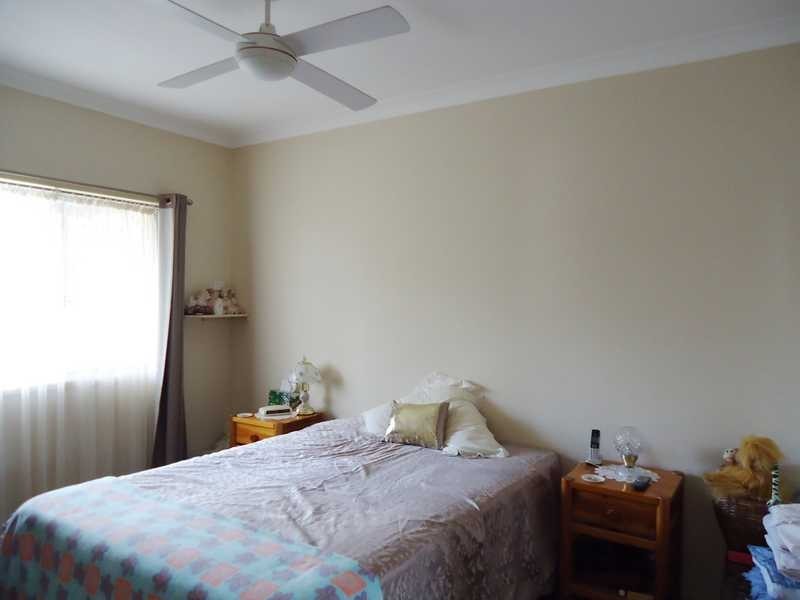 8 Dehlia Street, Marsden QLD 4132