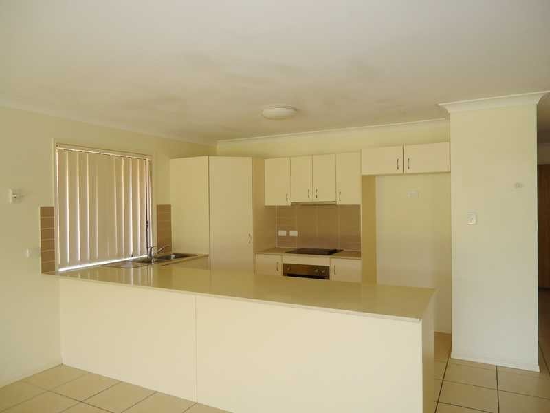 16 Sally Drive, Marsden QLD 4132