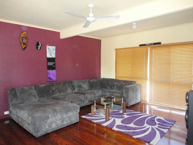 4 Cypress Drive, Marsden QLD 4132