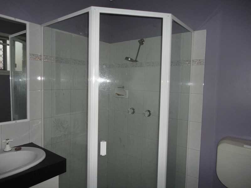 8 Burrinjuck Street, Marsden QLD 4132