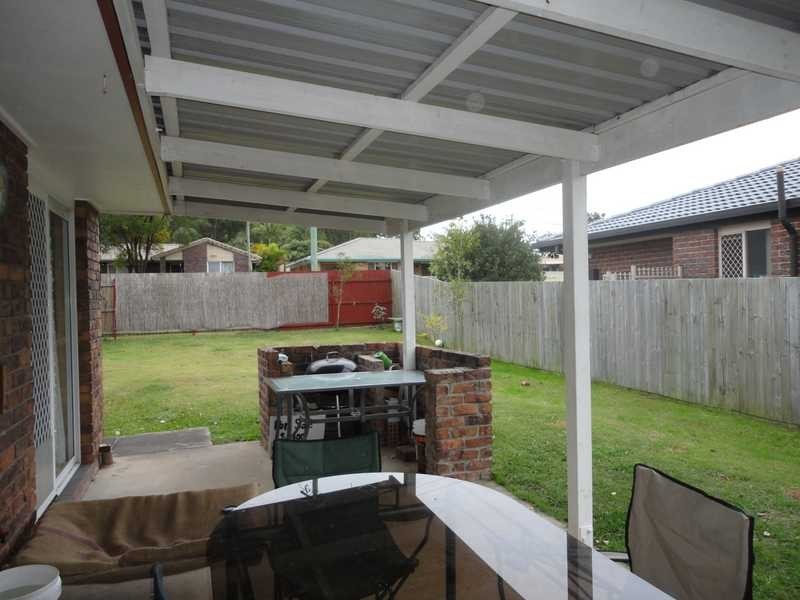 8 Burrinjuck Street, Marsden QLD 4132