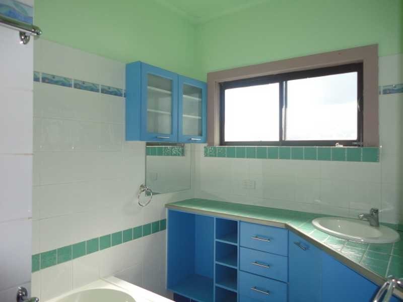 4 Cypress Drive, Marsden QLD 4132