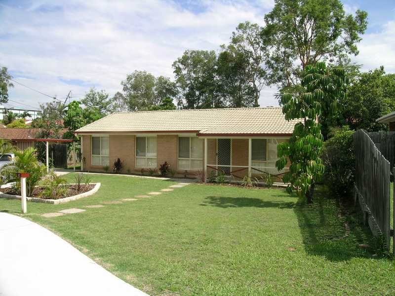3 Cyril Court, Hillcrest QLD 4118