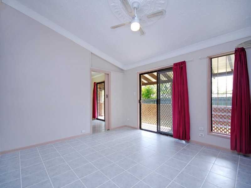 3 Emerald Street, Marsden QLD 4132