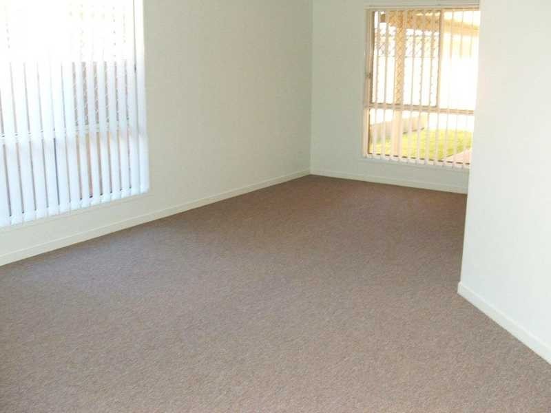 59 Lakeview Drive, Logan Reserve QLD 4133