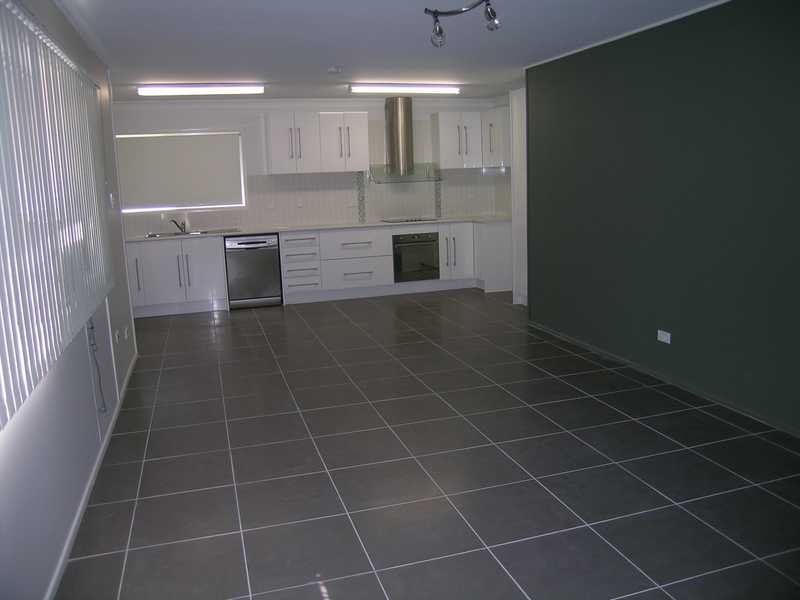 5 Windsor Street, Kingston QLD 4114