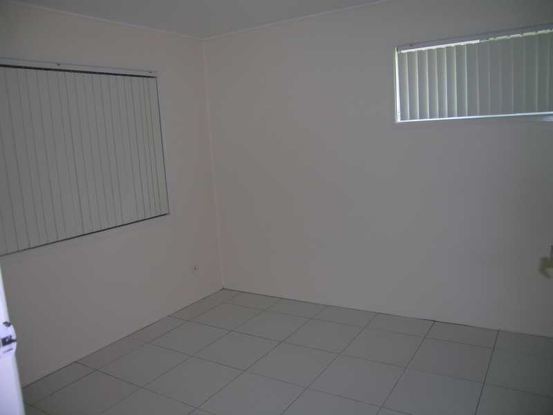 5 Windsor Street, Kingston QLD 4114