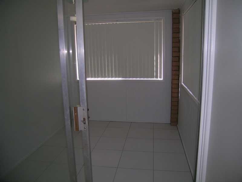 5 Windsor Street, Kingston QLD 4114