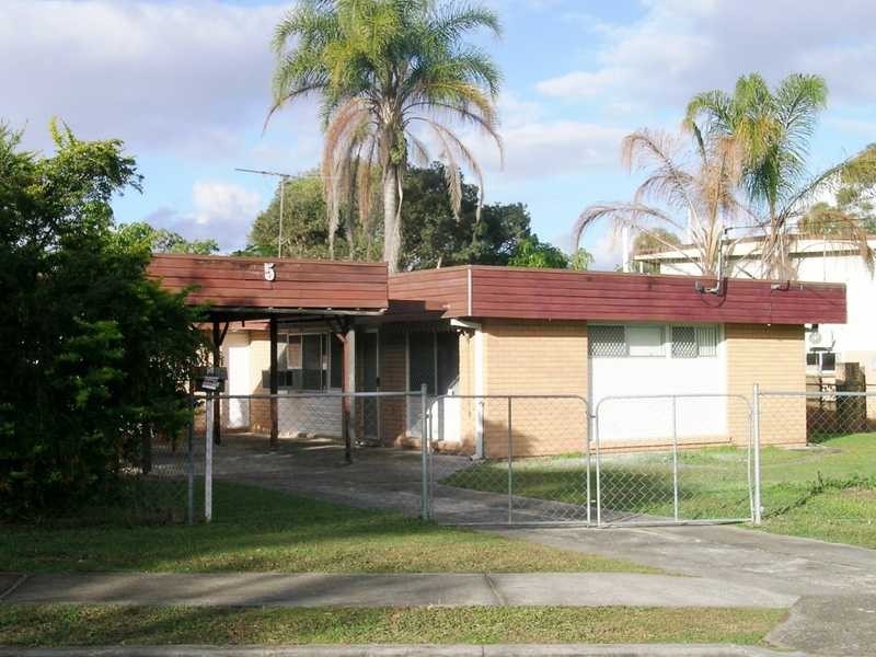 5 Windsor Street, Kingston QLD 4114