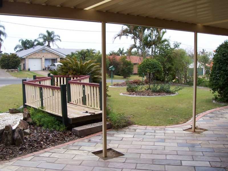 6 Iberis Court, Regents Park QLD 4118