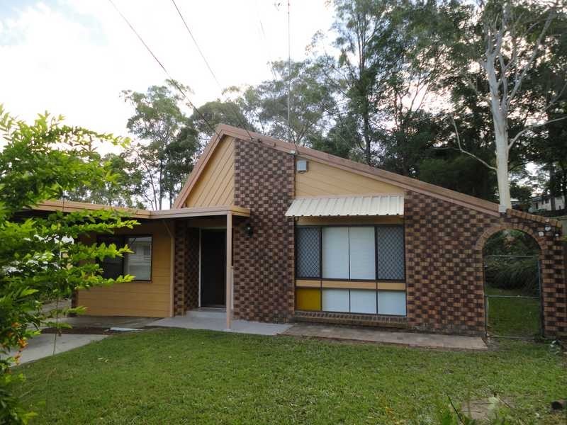 19 Gilia Street, Kingston QLD 4114