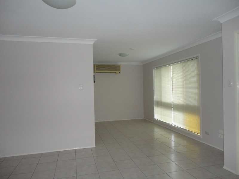 19 Gilia Street, Kingston QLD 4114