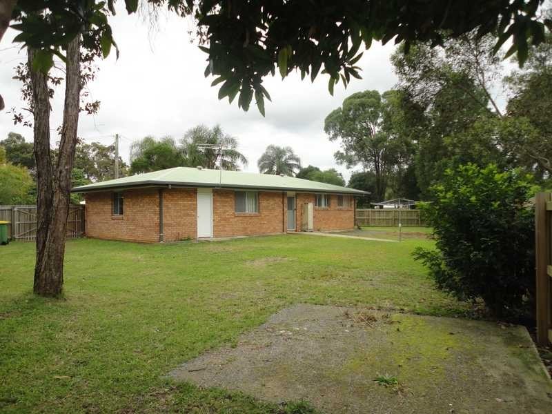 6 Roslyn Court, Loganlea QLD 4131