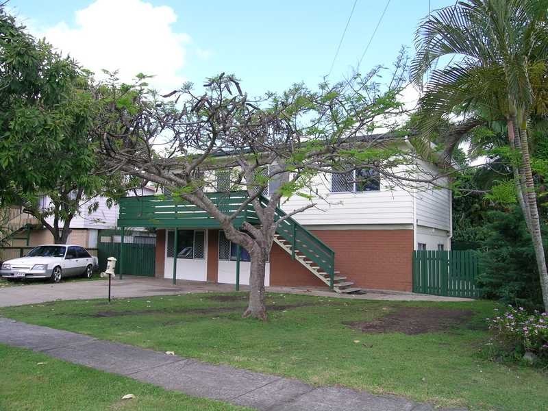 23 Maple Street, Marsden QLD 4132