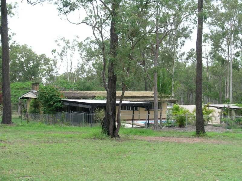 562 Middle Road, Greenbank QLD 4124
