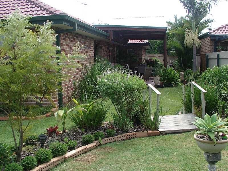 8 Ku-ring-gai Close, Loganholme QLD 4129