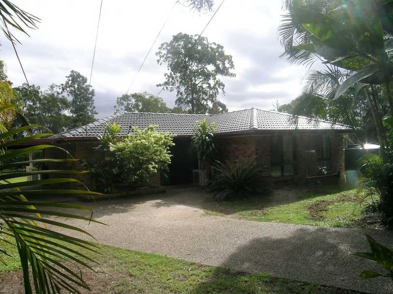 26 Emerald Street, Marsden QLD 4132