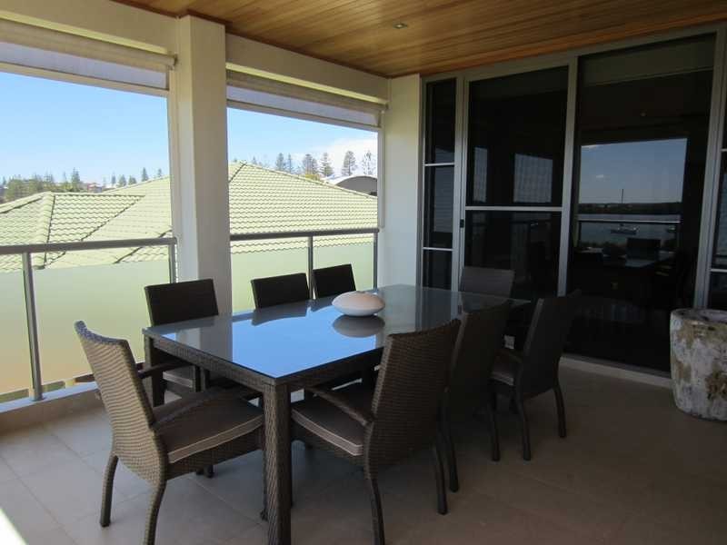 Unit 1/8 Bent Street, Yamba NSW 2464