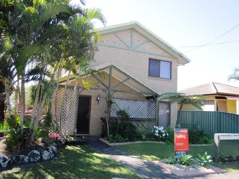 Unit 1/8 River Street, Yamba NSW 2464