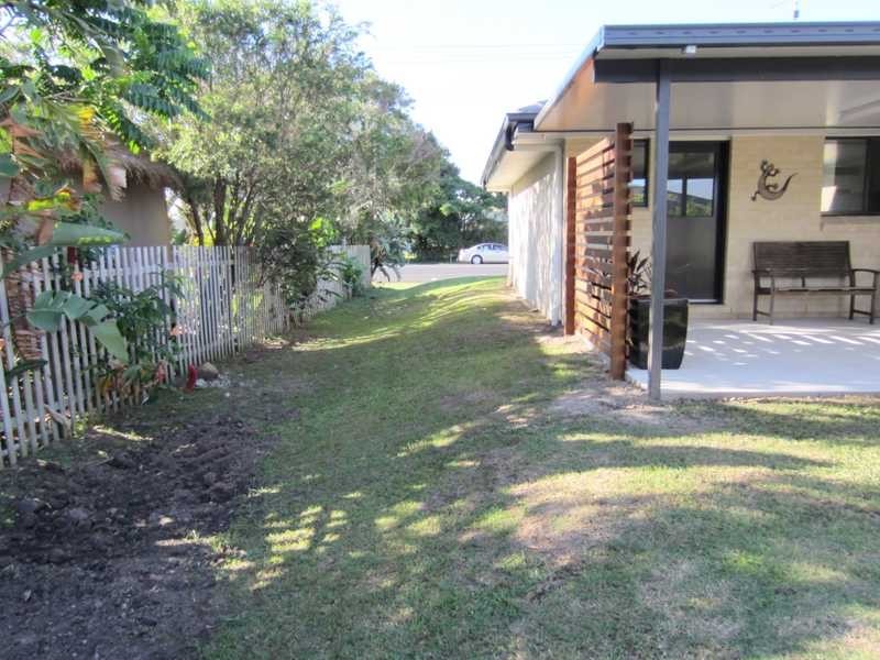 220 Yamba Road, Yamba NSW 2464