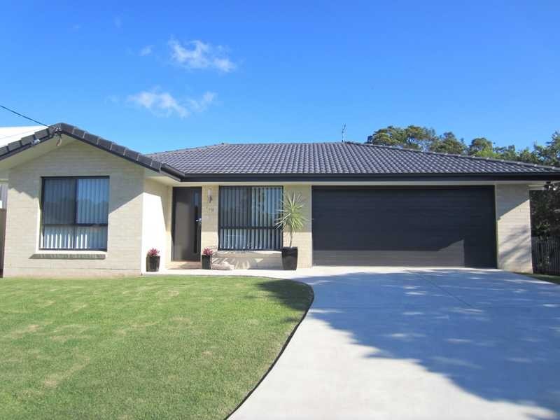 220 Yamba Road, Yamba NSW 2464