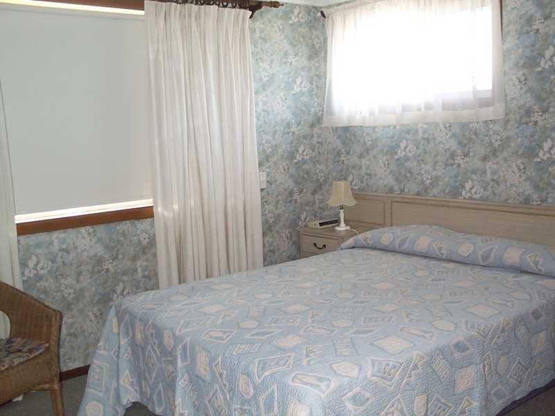 Unit 2/5 Pacific Parade, Yamba NSW 2464