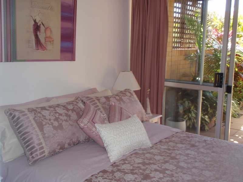 Unit 3/11 Pacific Parade, Yamba NSW 2464