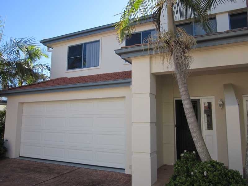 Unit 4/7 Edgewater Close, Yamba NSW 2464